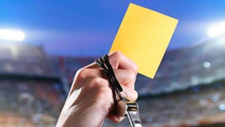 Chiến Lược Chơi Kèo Thẻ Vàng - Bí Quyết Đọc Nhịp Trận Đấu Chuẩn Xác