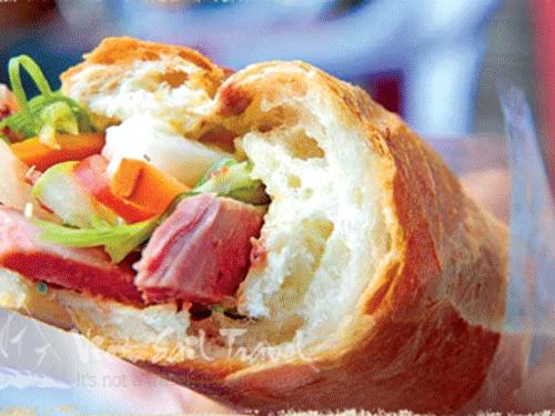 Tôi ước có một ổ bánh mì giá hai ngàn đồng