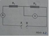 Giải bài tập SBT Vật lý lớp 9 bài 4: Đoạn mạch nối tiếp